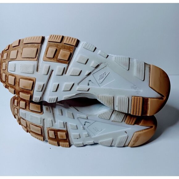 Nike Huarache Big Kid's Athletic Sneaker - Picture 4 of 7
